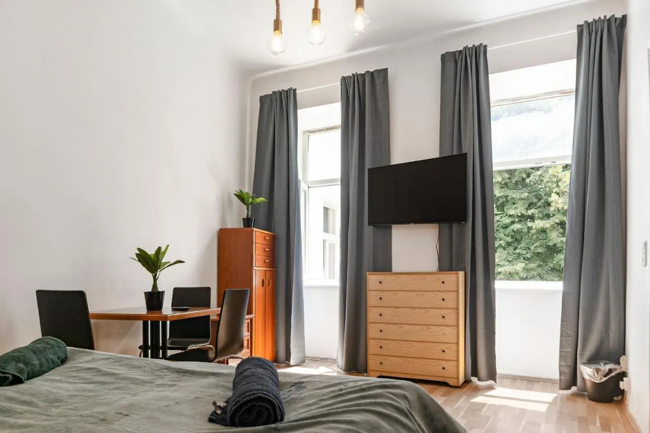 Budget & Friendly 1Br Apartment Well Connected Vienna